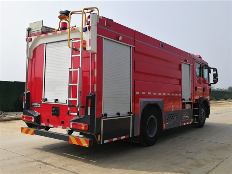 豪沃單橋泡沫消防車(chē)(8噸)圖片